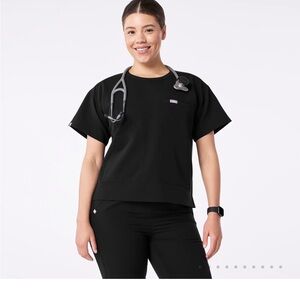 Worn once- FIGS Woman Black Cabral Boxy - Scrub Top